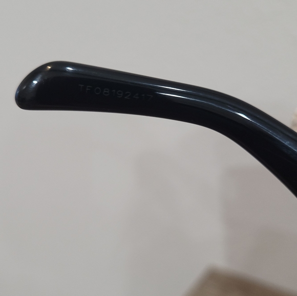 CELINE TRIOMPHE OVAL SUNGLASSES - Picture 12 of 12